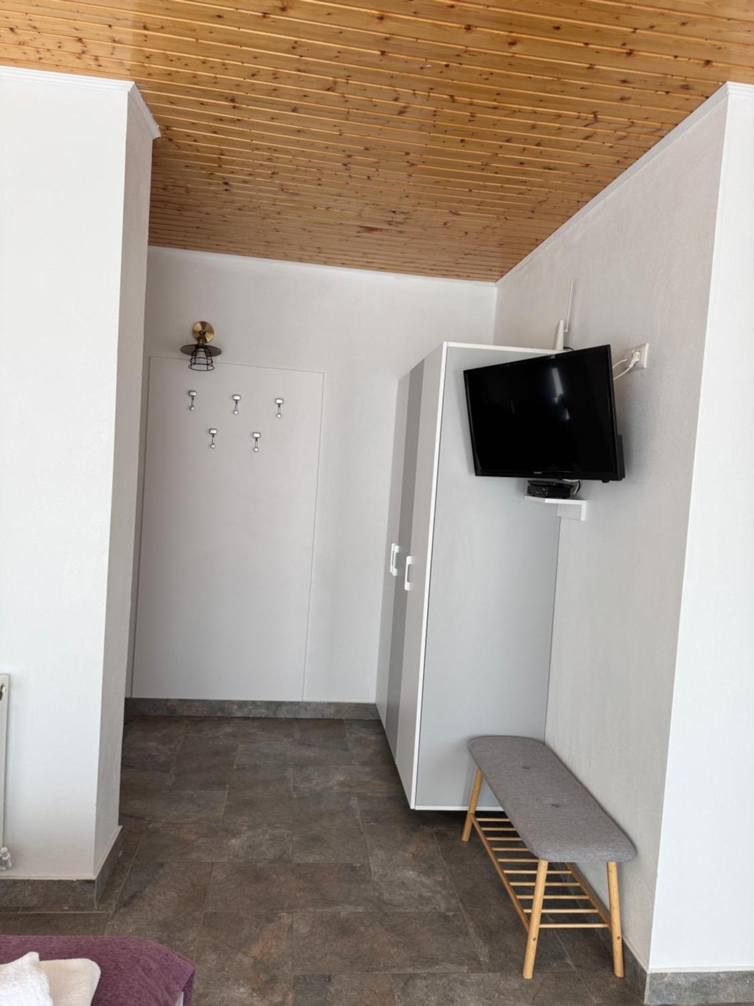 Red Family Apartments ปัลตินิช ห้อง รูปภาพ