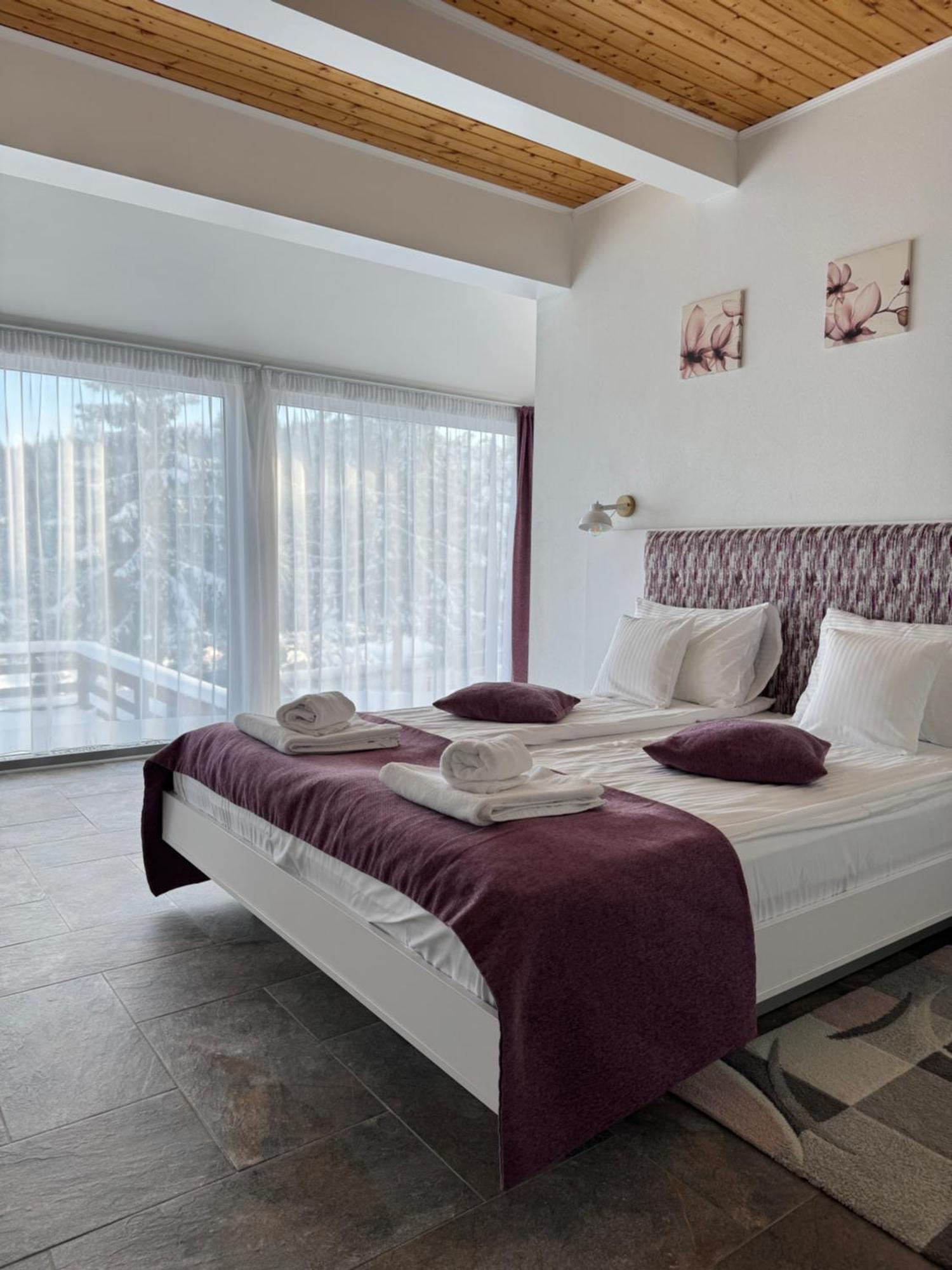 Red Family Apartments ปัลตินิช ภายนอก รูปภาพ